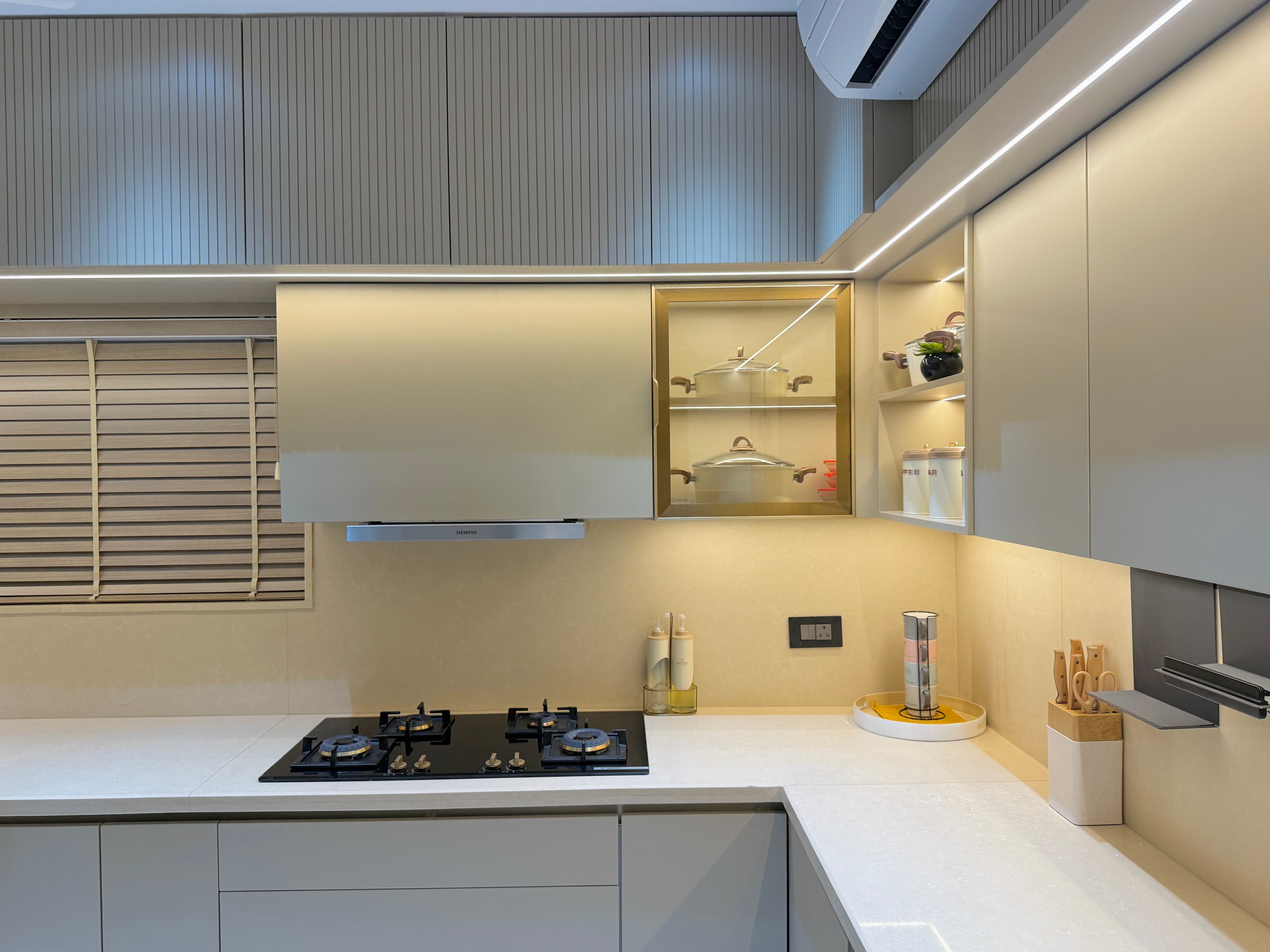 grand kitchen